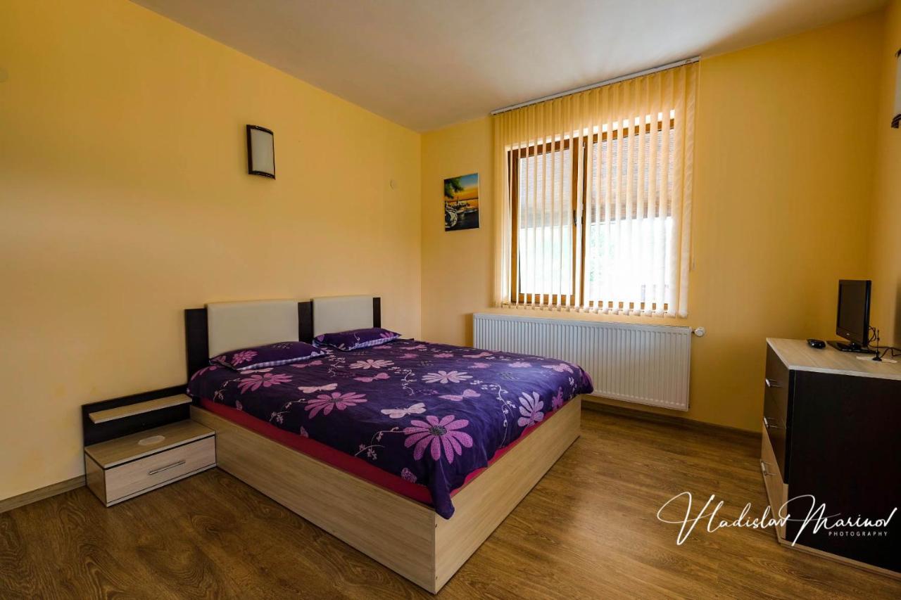 Bachvarovi Villas Trjawna Exterior foto